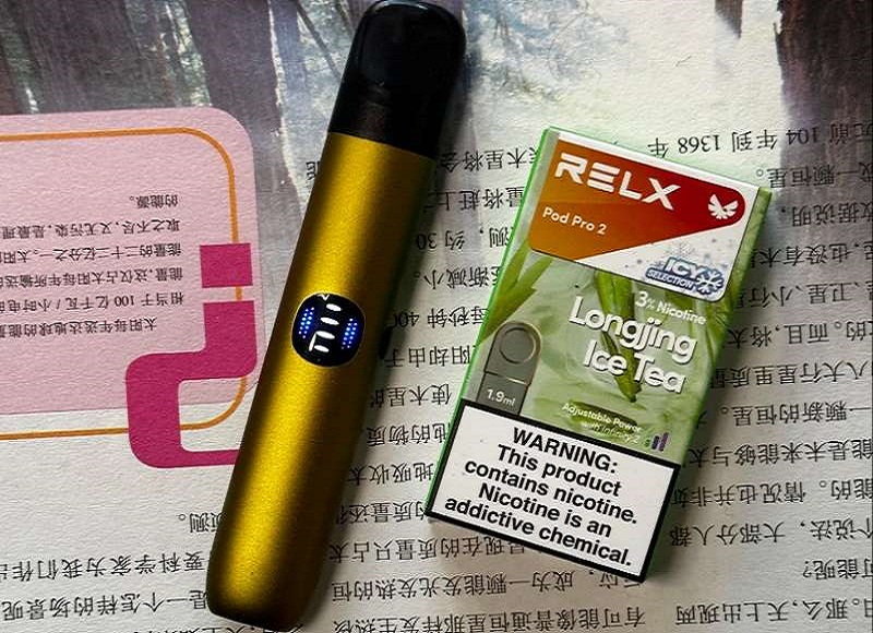 RELX 悅刻六代主機特點 RELX 悅刻五代幻影 vs ILIA Ultra5 哩亞五代怎麼選?一篇看懂(图3)